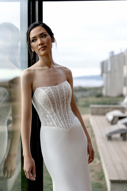 Esmarie (11411LND)