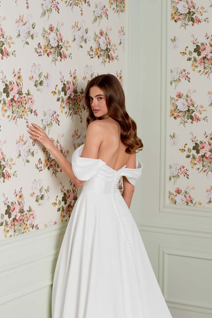 Effie (11456)