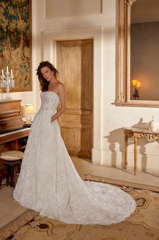 Manuela (88514)