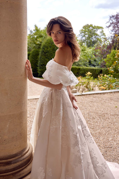 Monet (88524)