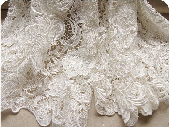 Extra Lace/Motifs