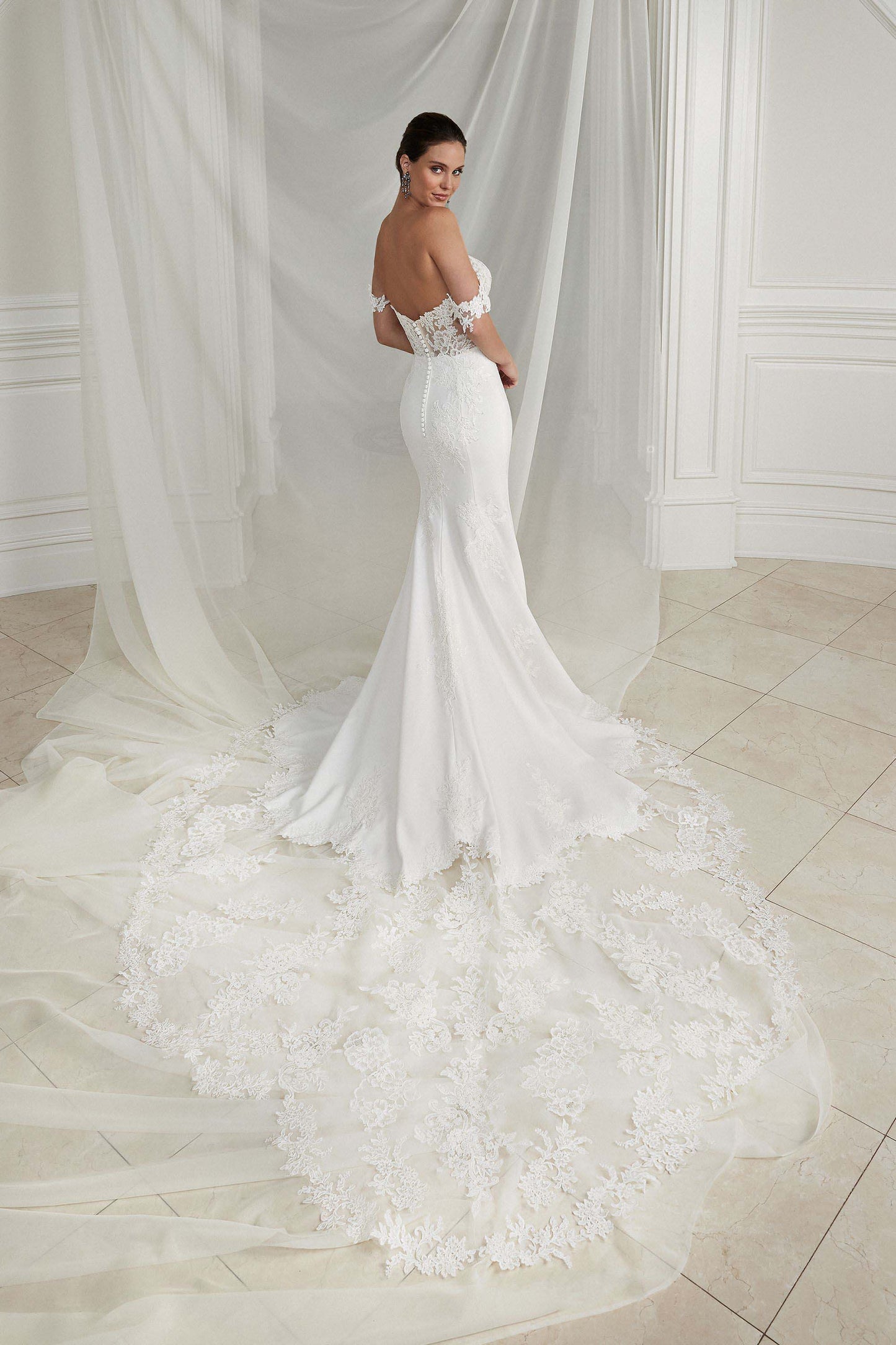 Elyana (88260)